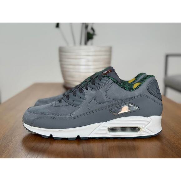 Nike Air Max 90 Chicago - Men\'s Size 10.5 - NEW without Box